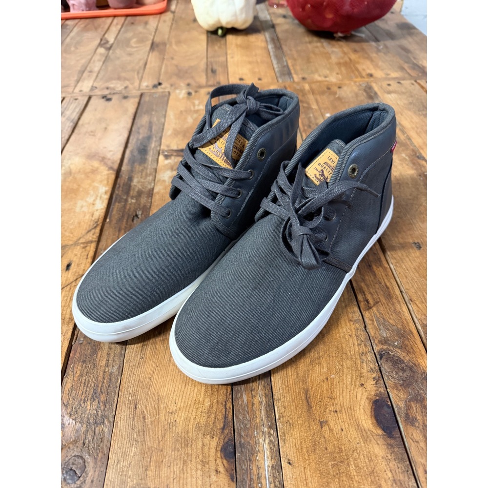 Levis Mens High Top Sneakers Size 9.5 Canvas Chukka Skate Streetwear Casual